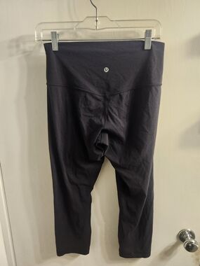 lululemon black workout leggings with size dot